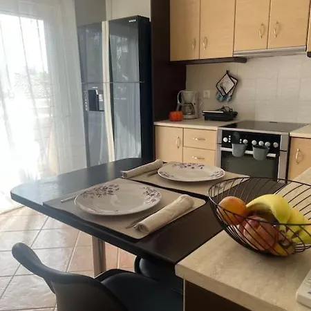 κοντά στη θάλασσα στην πολη κυπαρισσια Apartment Kyparissia
