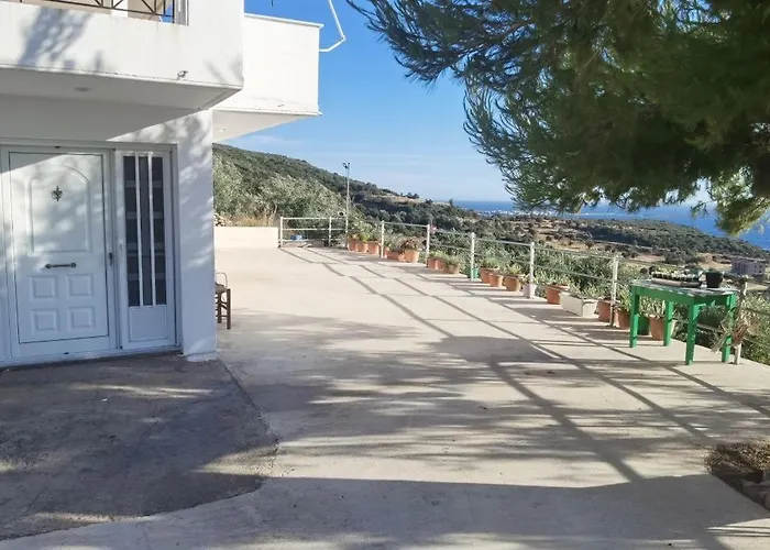 Κτήμα Καστέλι * Paralia Demonias